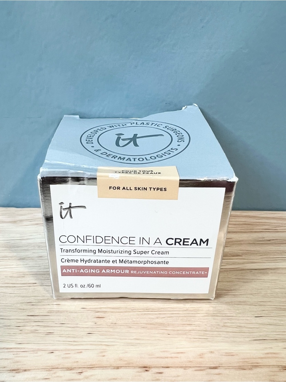 IT Cosmetics Confidence in a Cream Anti-Aging ARMOUR 2 oz - NEW IN BOX